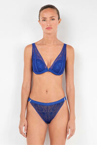 Gisela Cuequinha de biqu&iacute;ni de renda azul Klein