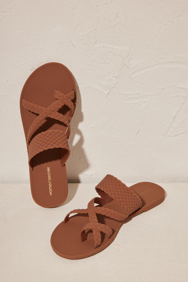 Women'secret Sandalias marrones 100% mojables marr&oacute;n