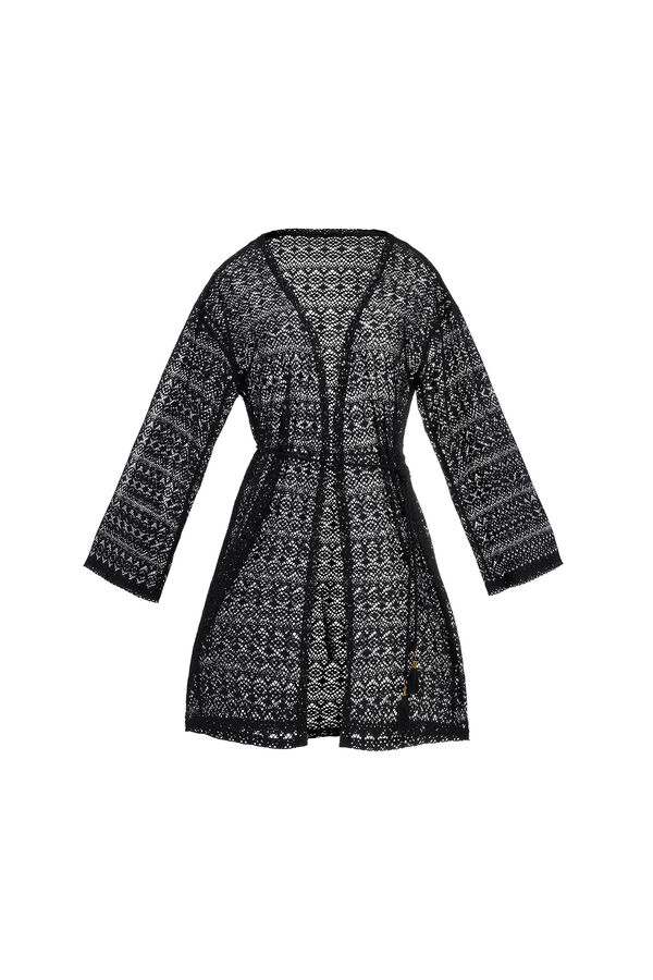 Dorina Pareo estilo kimono negro