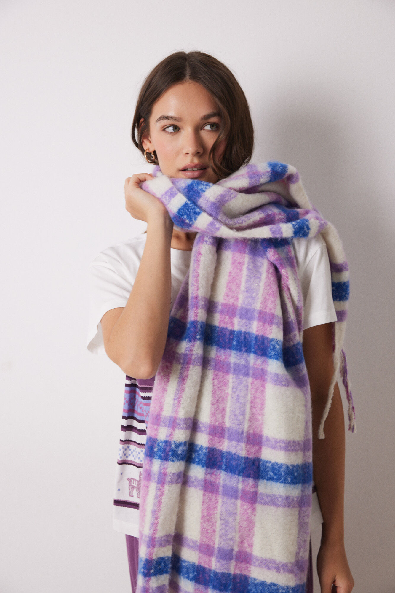 Women'secret Bufanda efecto lana cuadros Snoopy 