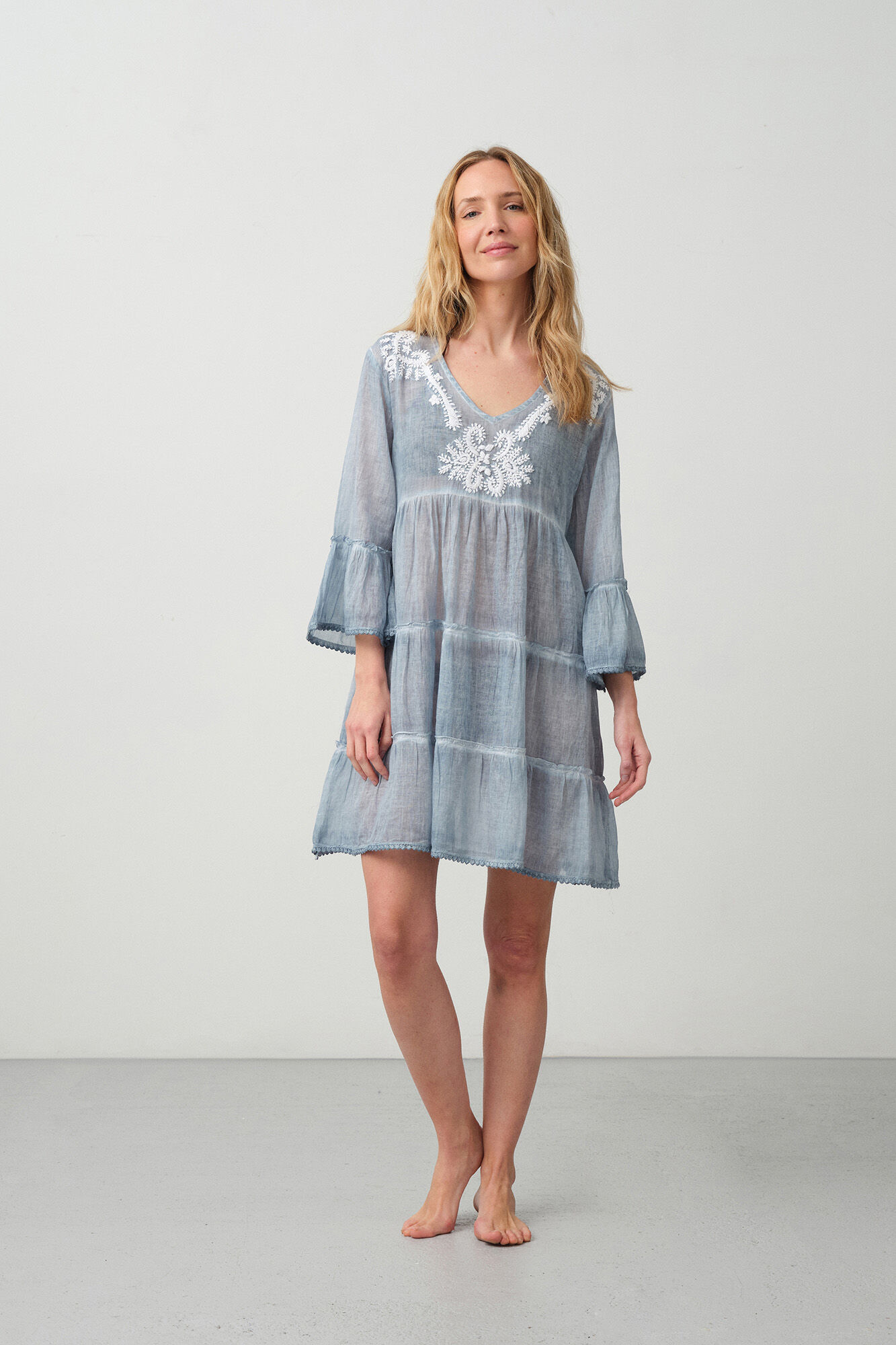 Textura T&uacute;nica algod&atilde;o detalhe bordado