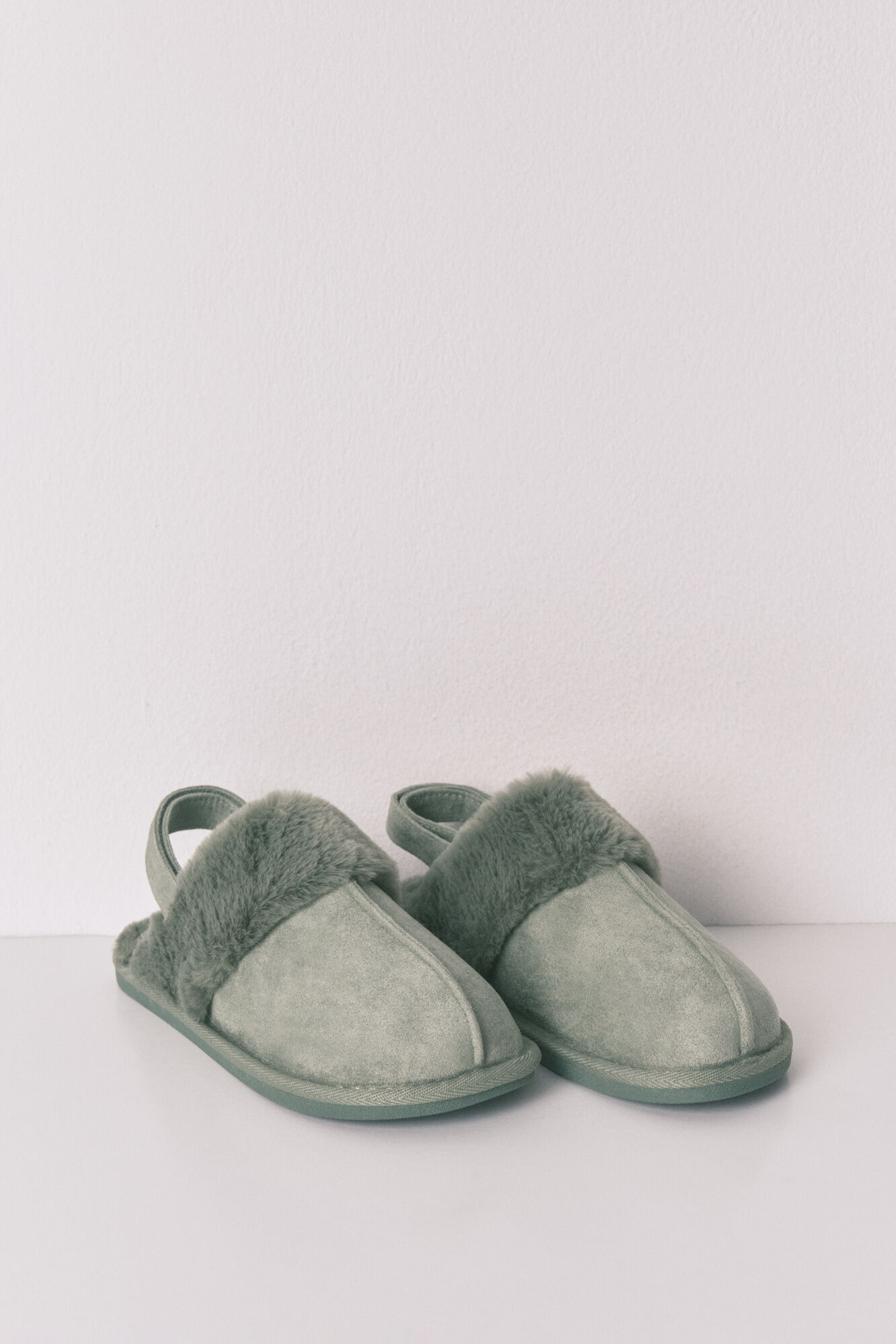 Women'secret Zapatillas casa zueco pelo verde