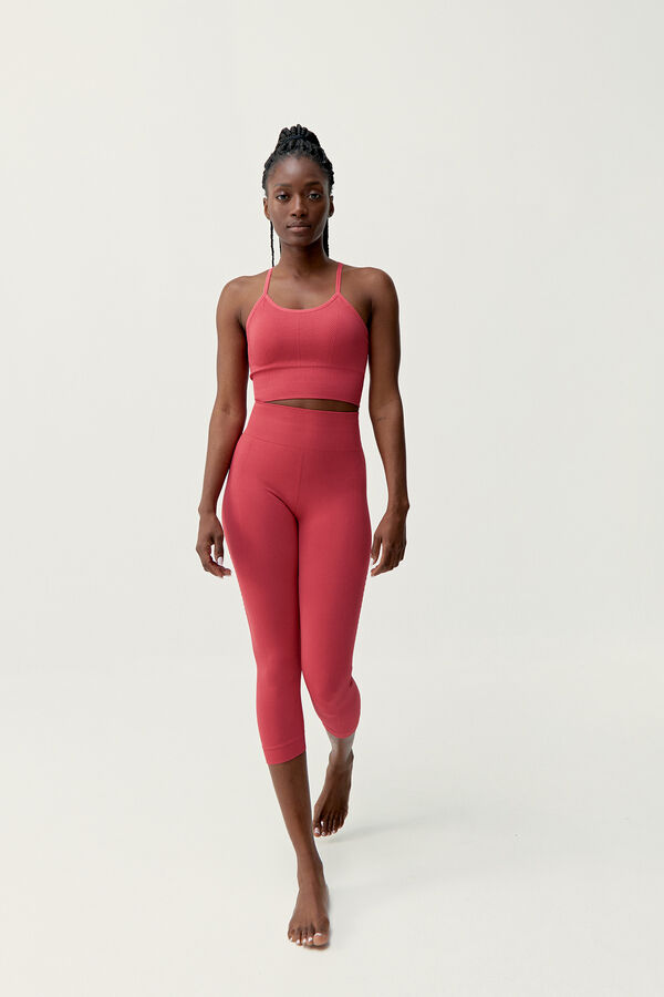 Born Living Yoga Top Kalu Crisantemo rojo