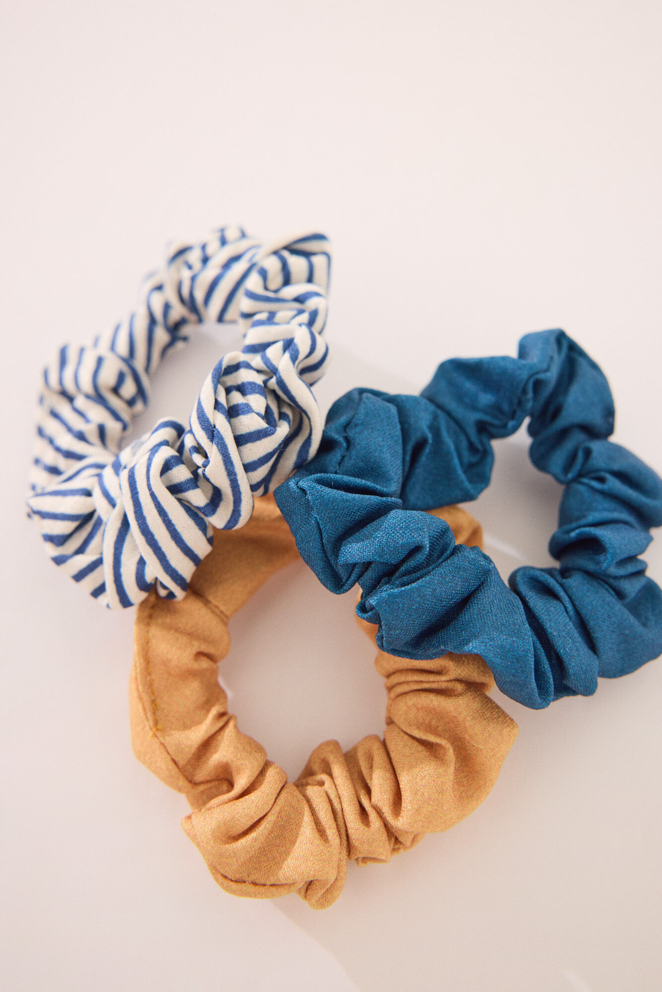 Women'secret Pack mini scrunchies multicolor