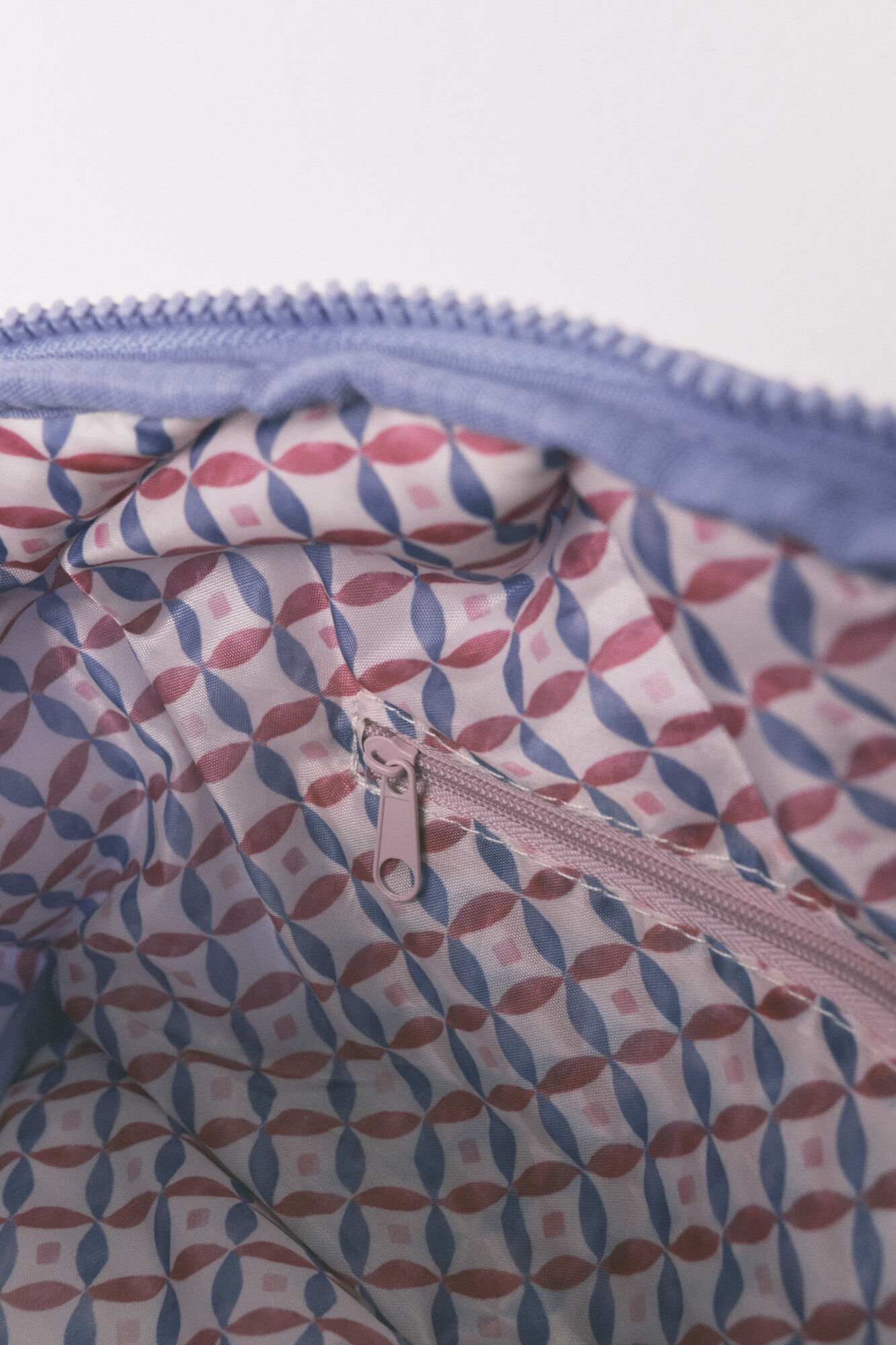 Women'secret Grande n&eacute;cessaire acolchoada com strass azul 