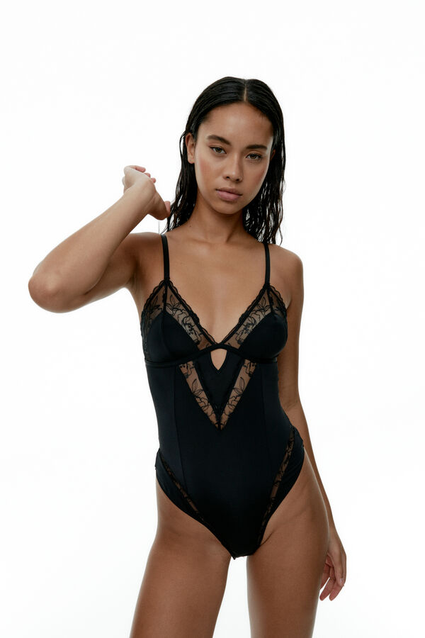 Black Limba Body triangular preto Christy preto