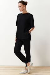 Trendyol Conjunto pantalones y camiseta negro liso negro