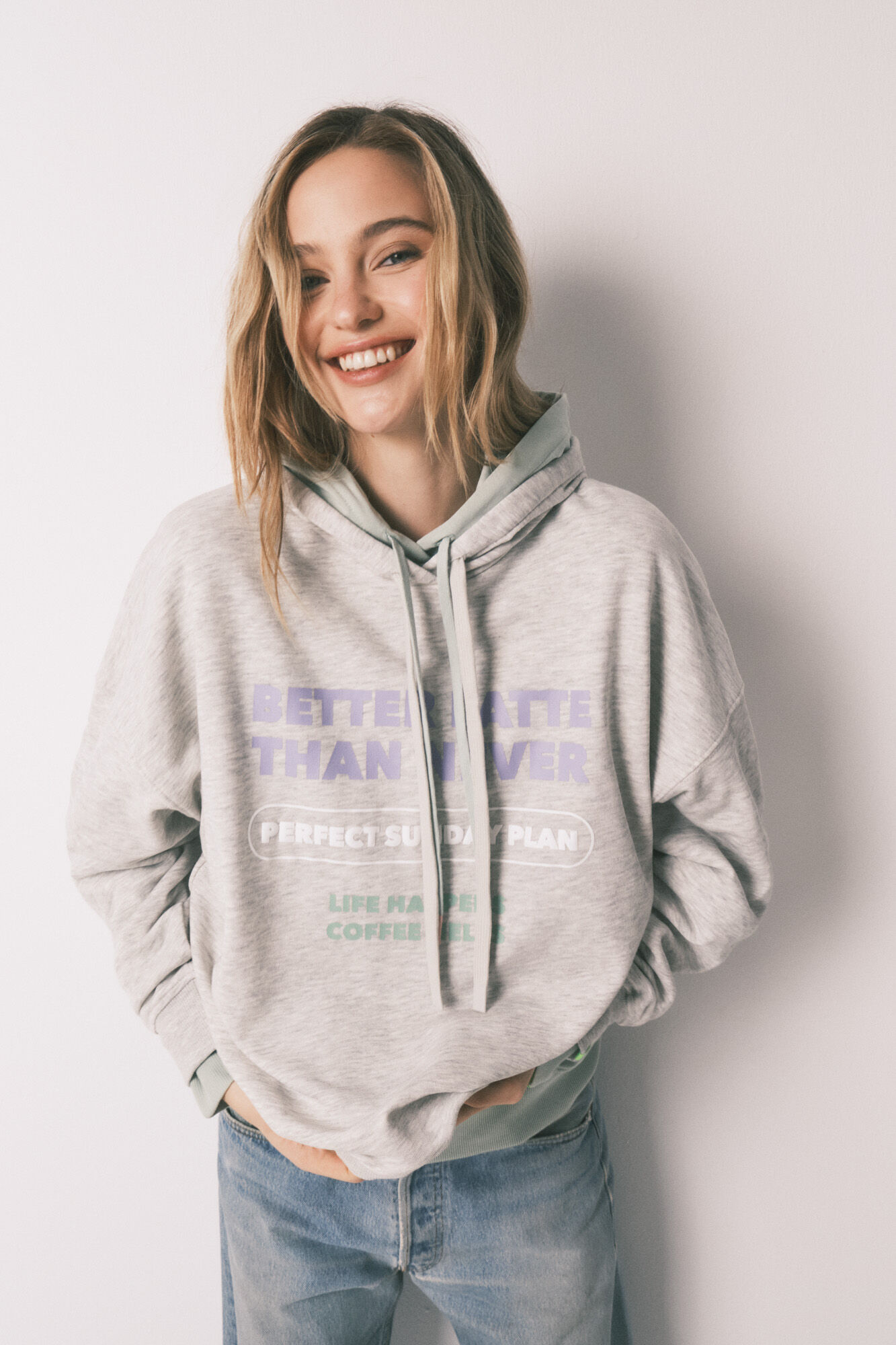 HI&BYE Sweatshirt capuz em felpa de algod&atilde;o cinzento
