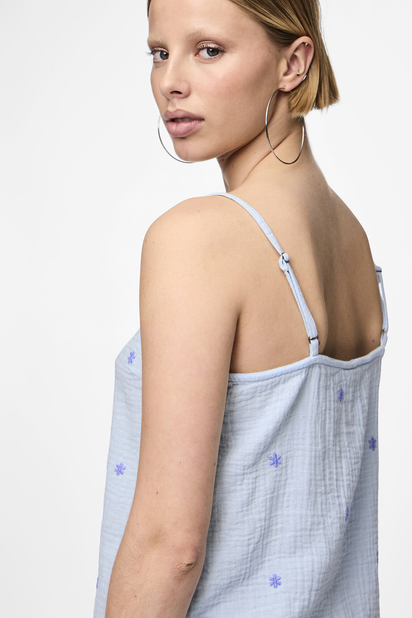 Pieces Top de tirantes y dibujo de estrellas