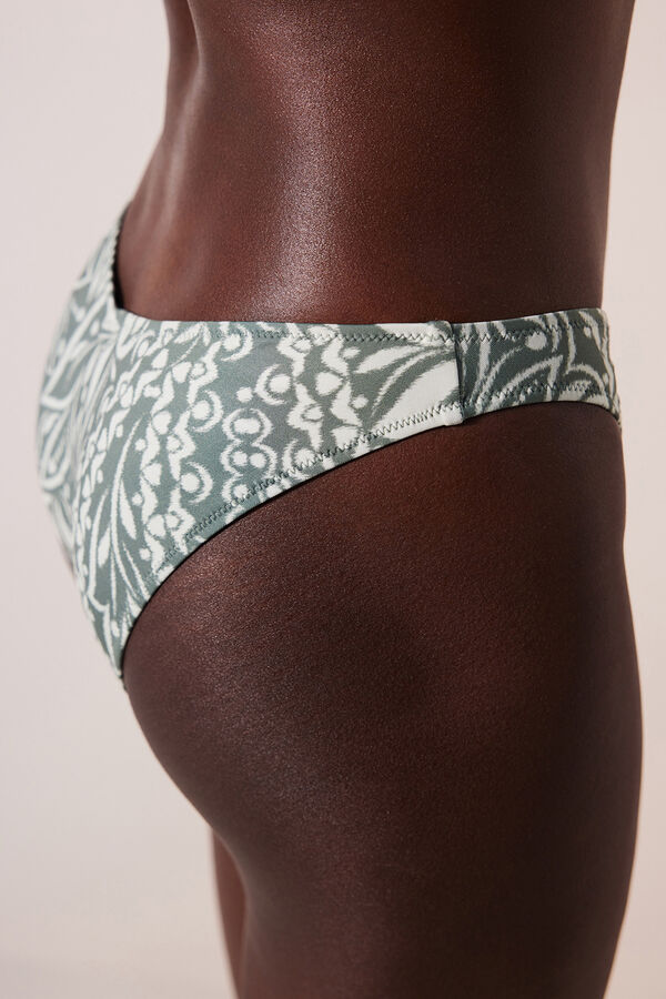 Penti Cueca de Biqu&iacute;ni em V Camelia estampado