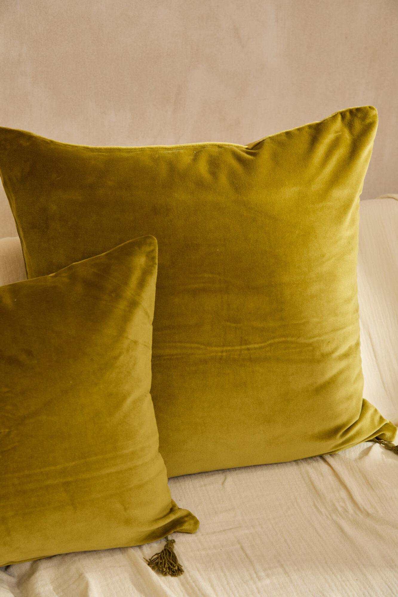 Calma House Funda de coj&iacute;n cuadrada de terciopelo verde Velour