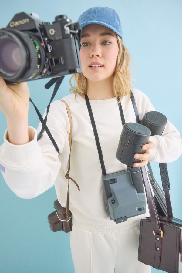 HI&BYE Sweatshirt de pel&uacute;cia em algod&atilde;o marfim bege