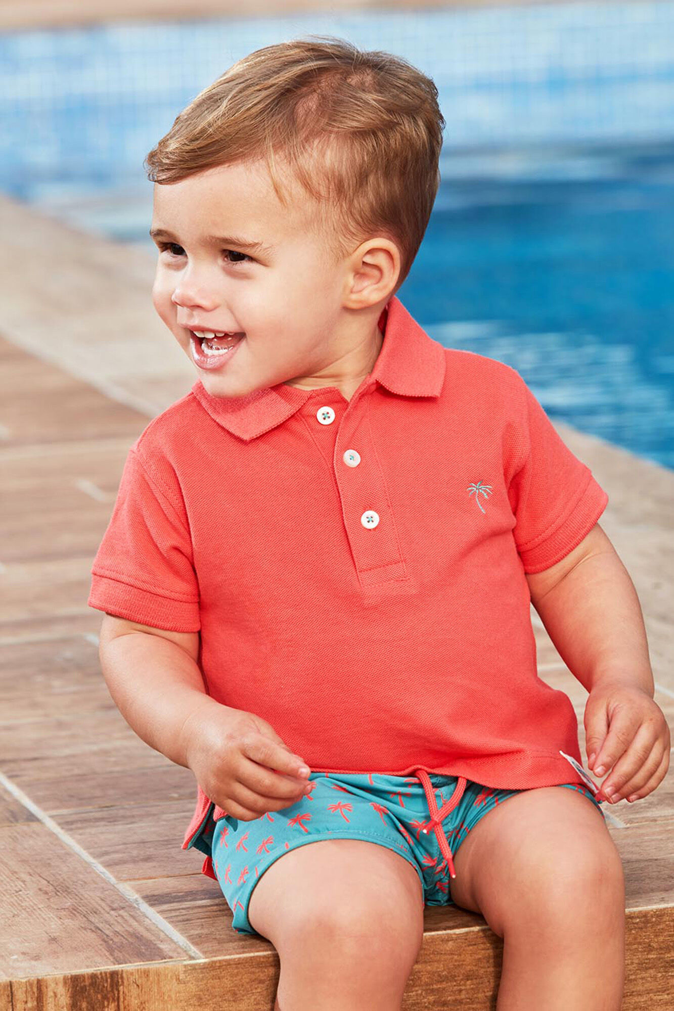 Gocco Ba&ntilde;ador detalles fosforitos gris