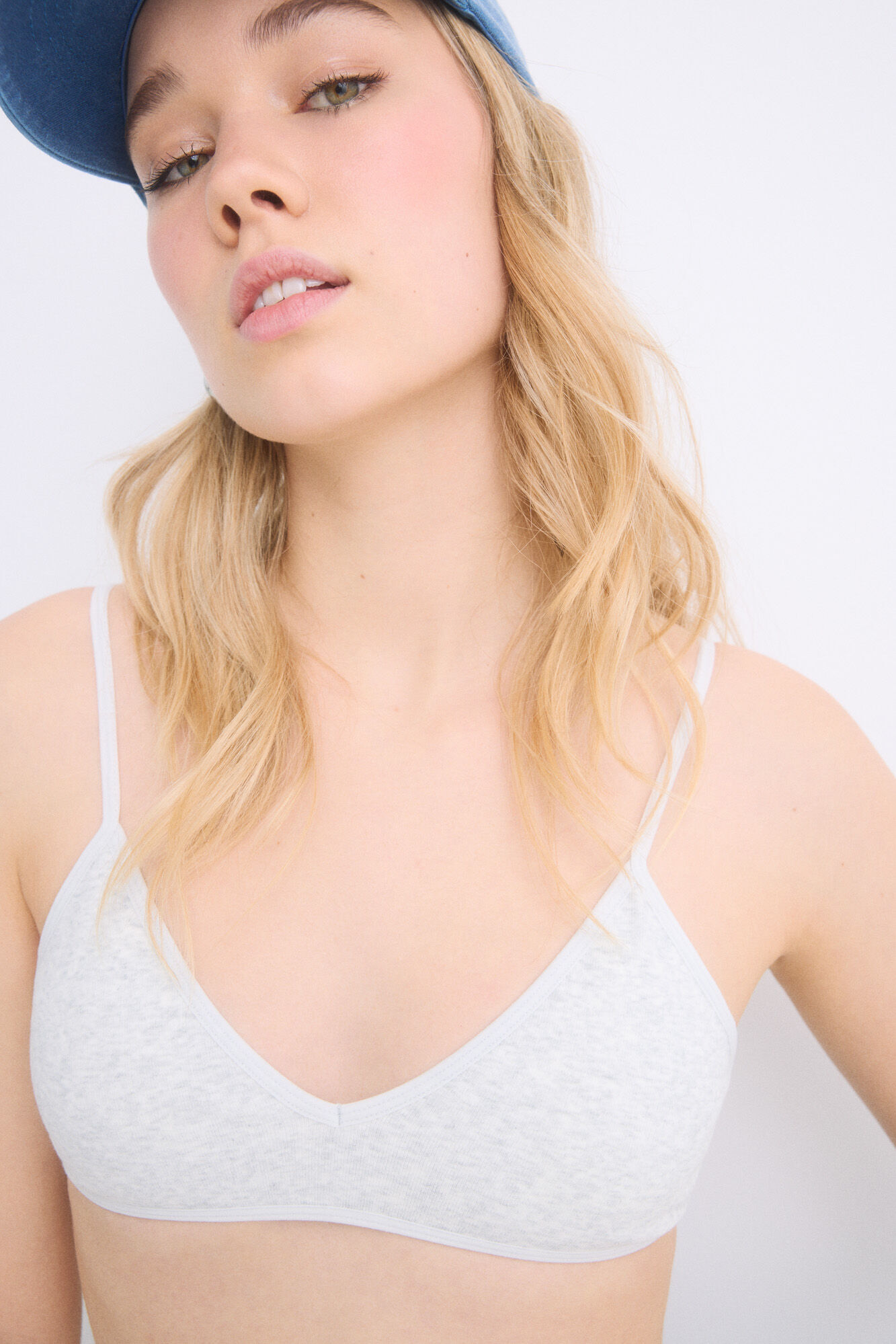 HI&BYE Suti&atilde; triangular cinza sem costuras com copas remov&iacute;veis