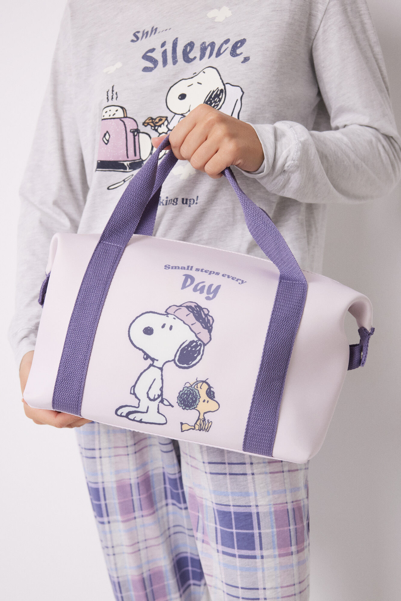 Women'secret Bolso viaje neopreno lila Snoopy