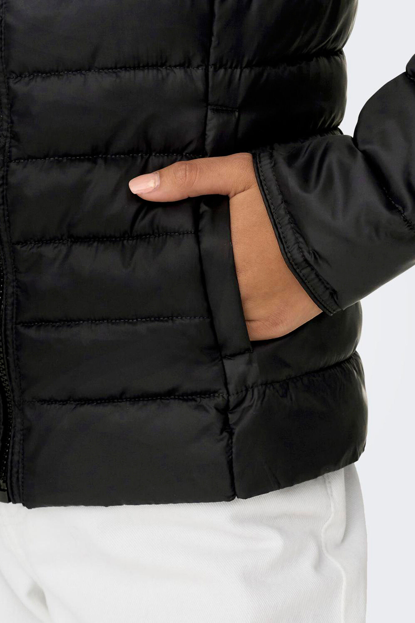 Only Play Casaco t&eacute;cnico acolchoado com bolsos