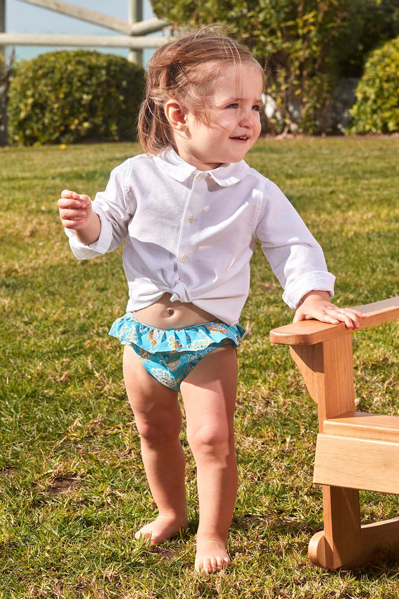 Gocco Traje de ba&ntilde;o estampado flores azul claro