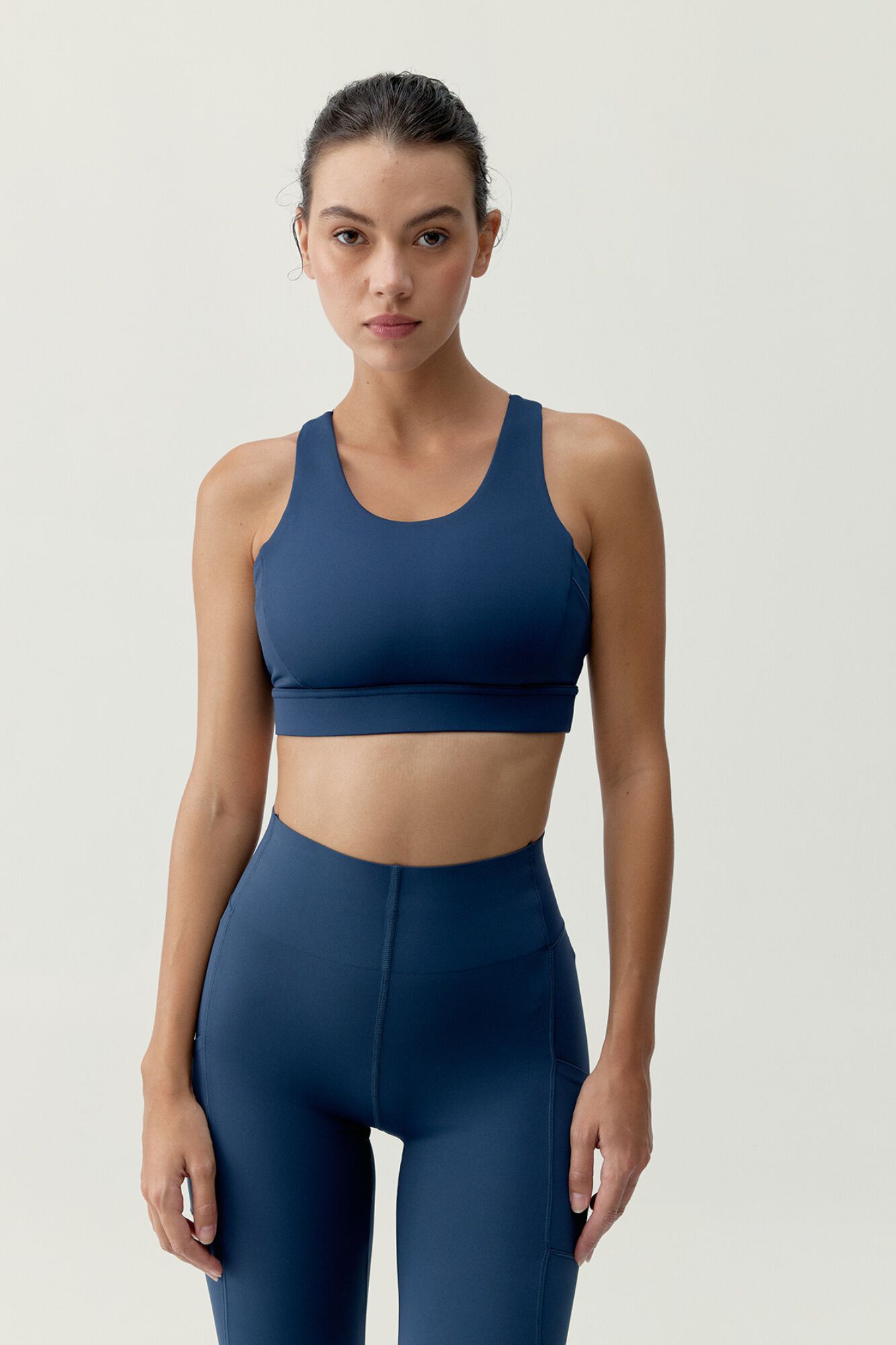 Born Living Yoga Top deportivo Denise azul marino