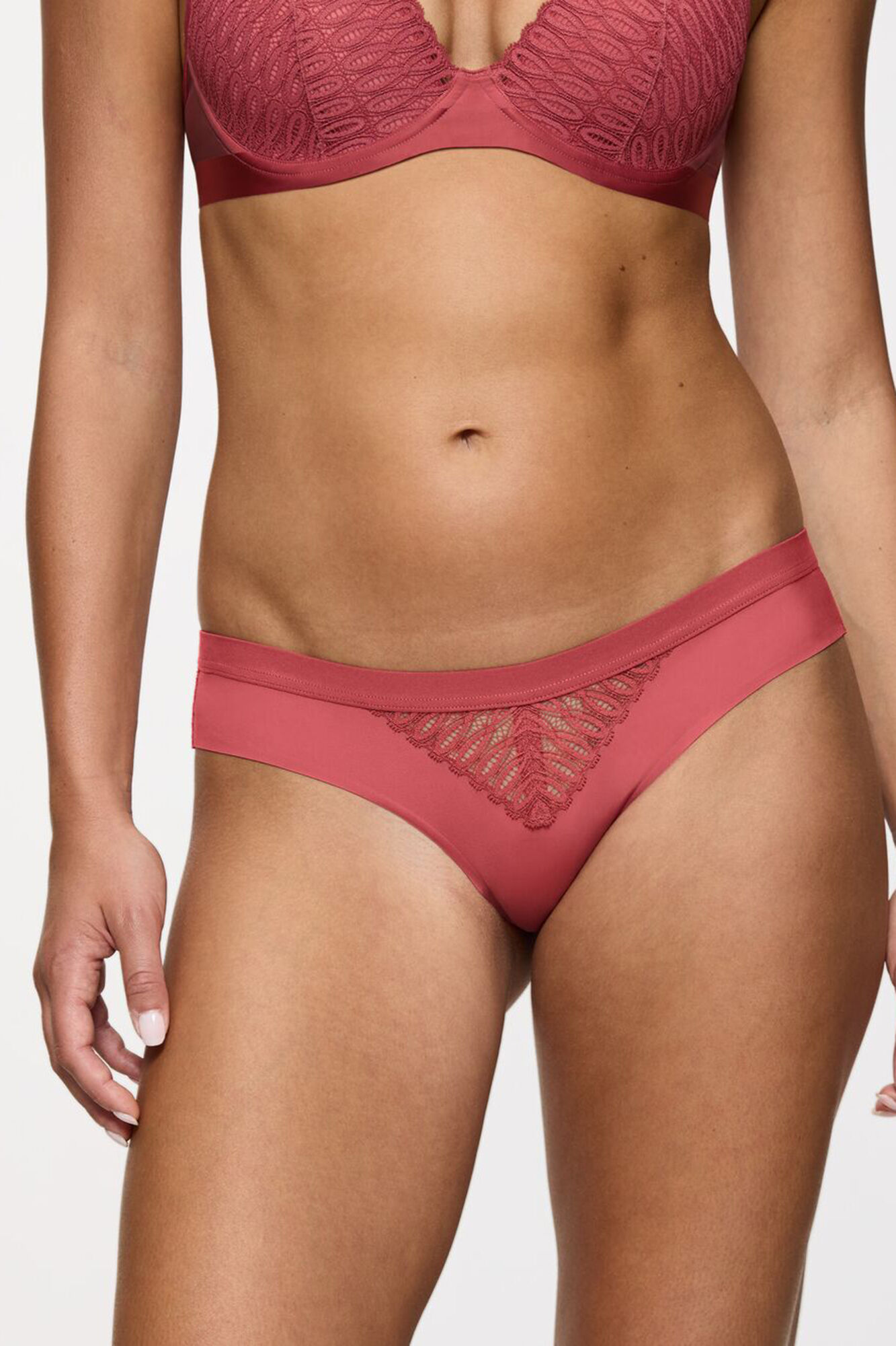 Triumph Aura Spotlight T Brasileira Calcinha Brasileira