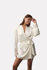 Dorina Kimono de encaje y sat&eacute;n beige