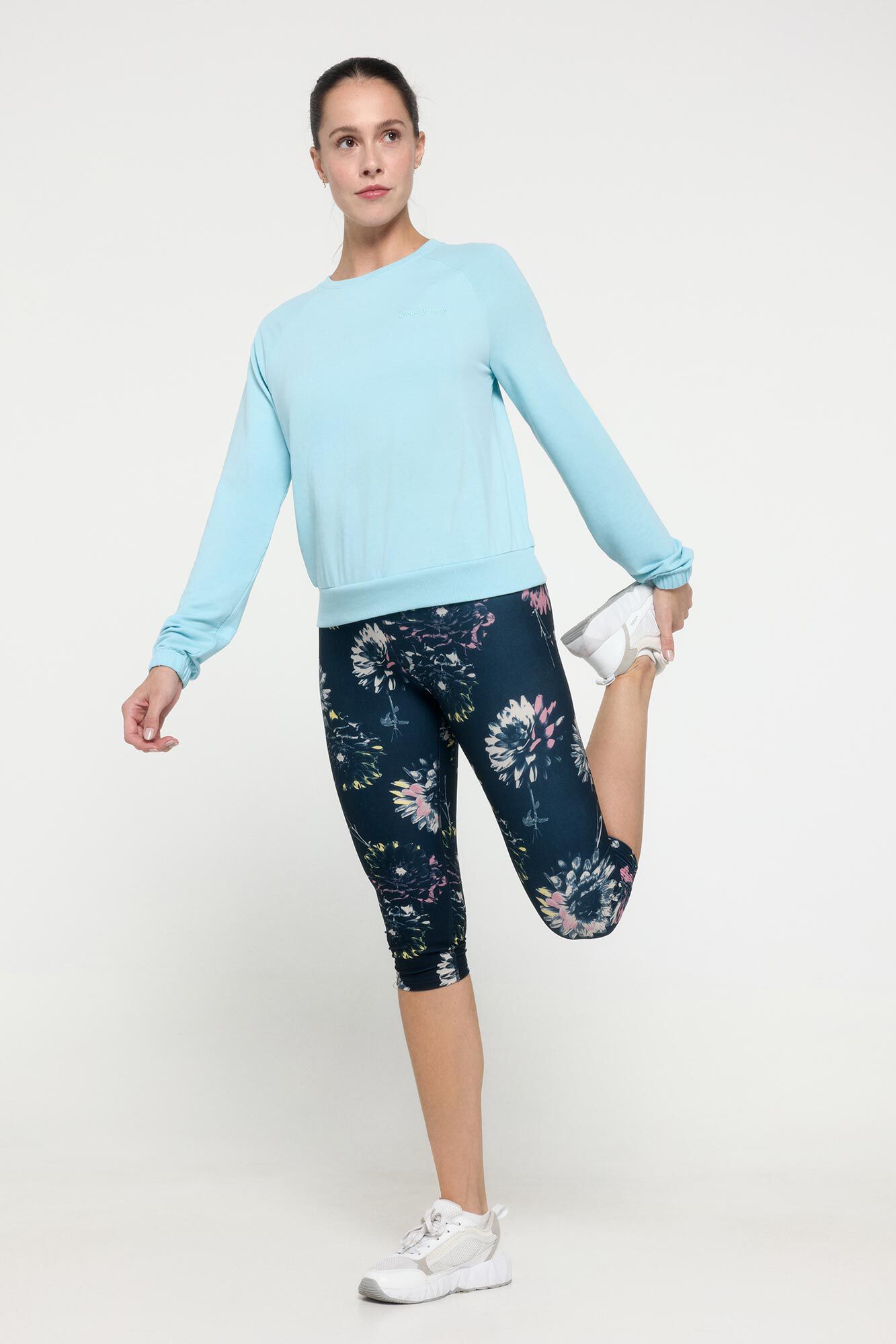 Only Play Sudadera de manga larga y cuello redondo