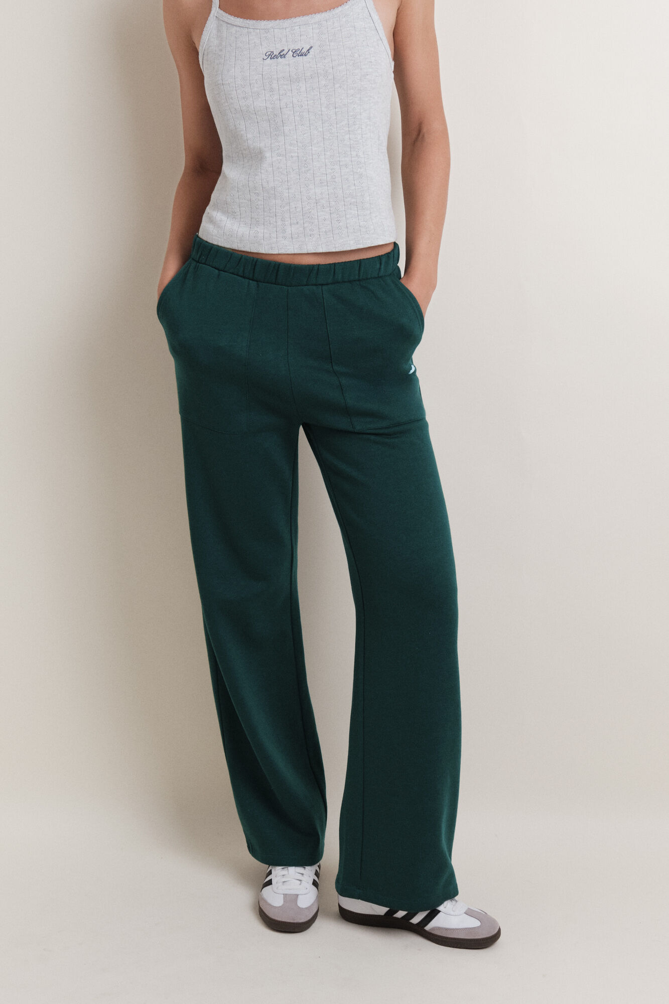 HI&BYE Pantal&oacute;n flare felpa algod&oacute;n verde