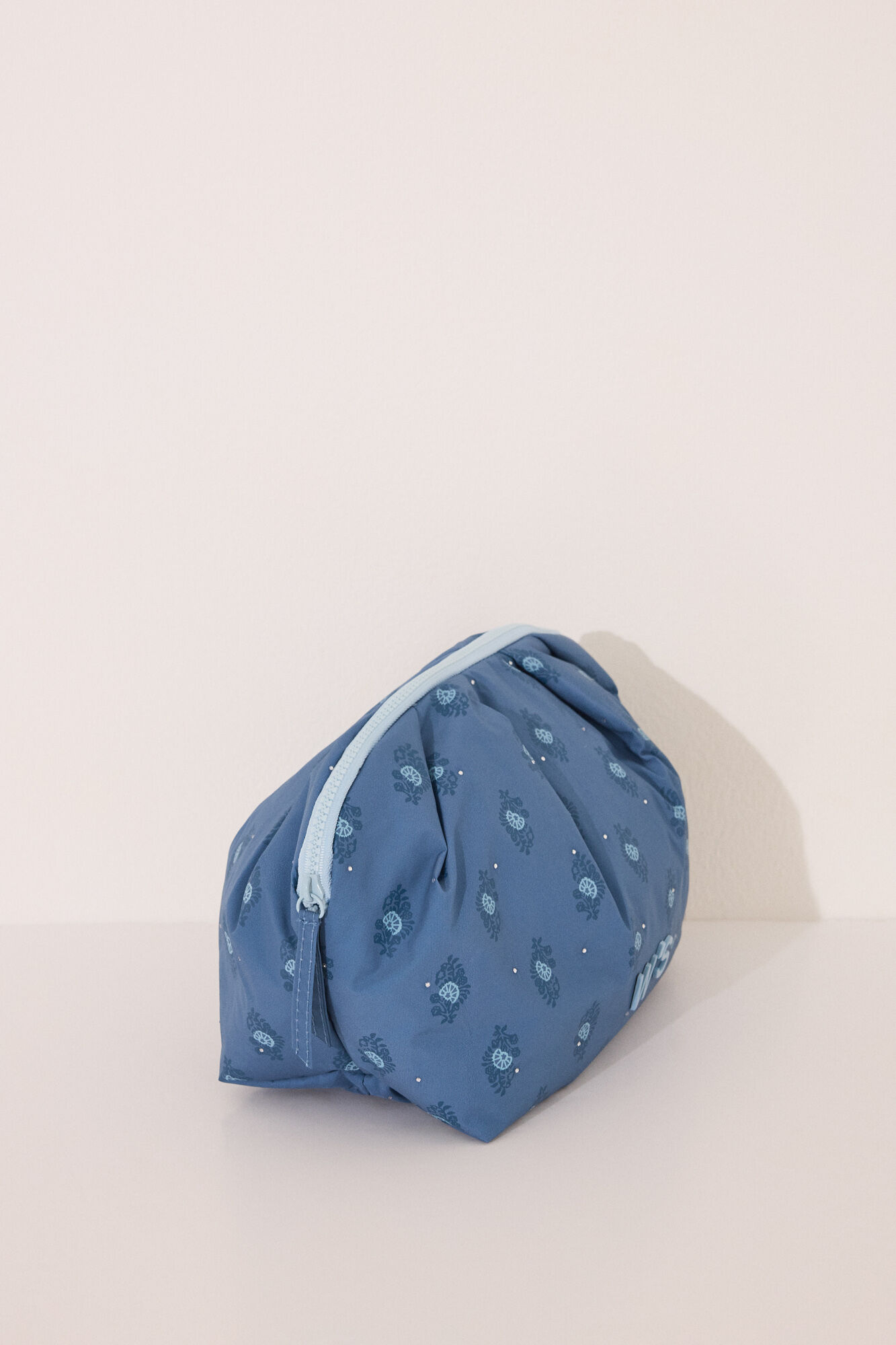 Women'secret Neceser grande acolchado estampado azul