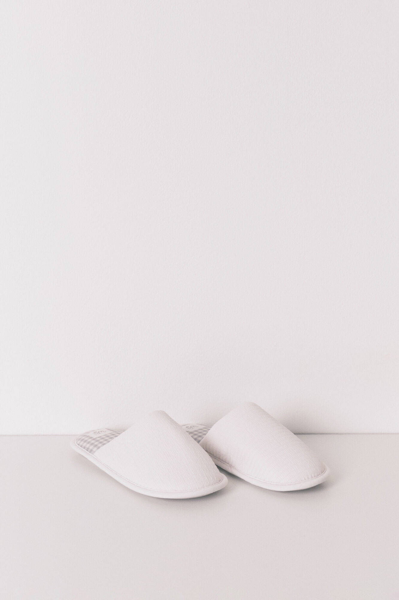 Women'secret Zapatillas cerradas "maternity" grises