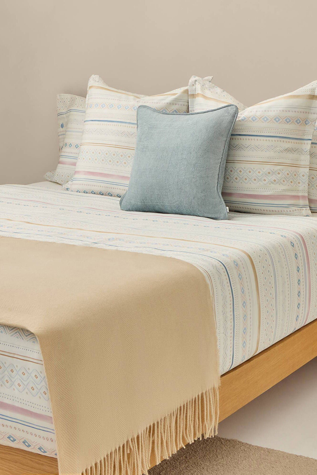 Textura Funda n&oacute;rdica de sat&eacute;n estampada