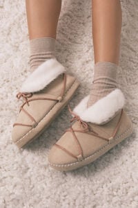 Women'secret Zapatillas casa botas antelina beige