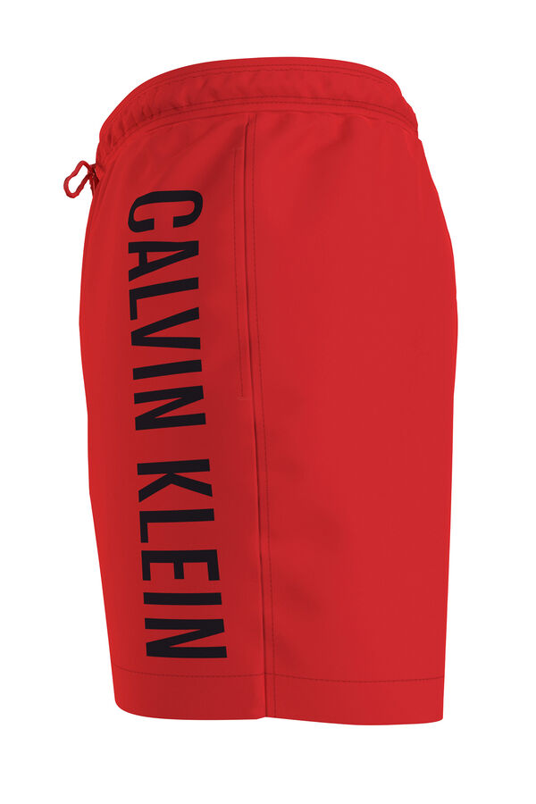 Calvin Klein Ba&ntilde;ador de largo medio con cord&oacute;n  rojo