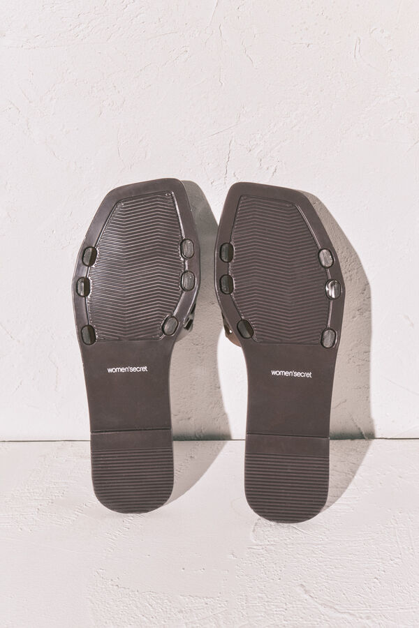 Women'secret Sand&aacute;lias rasas jelly castanhas cru