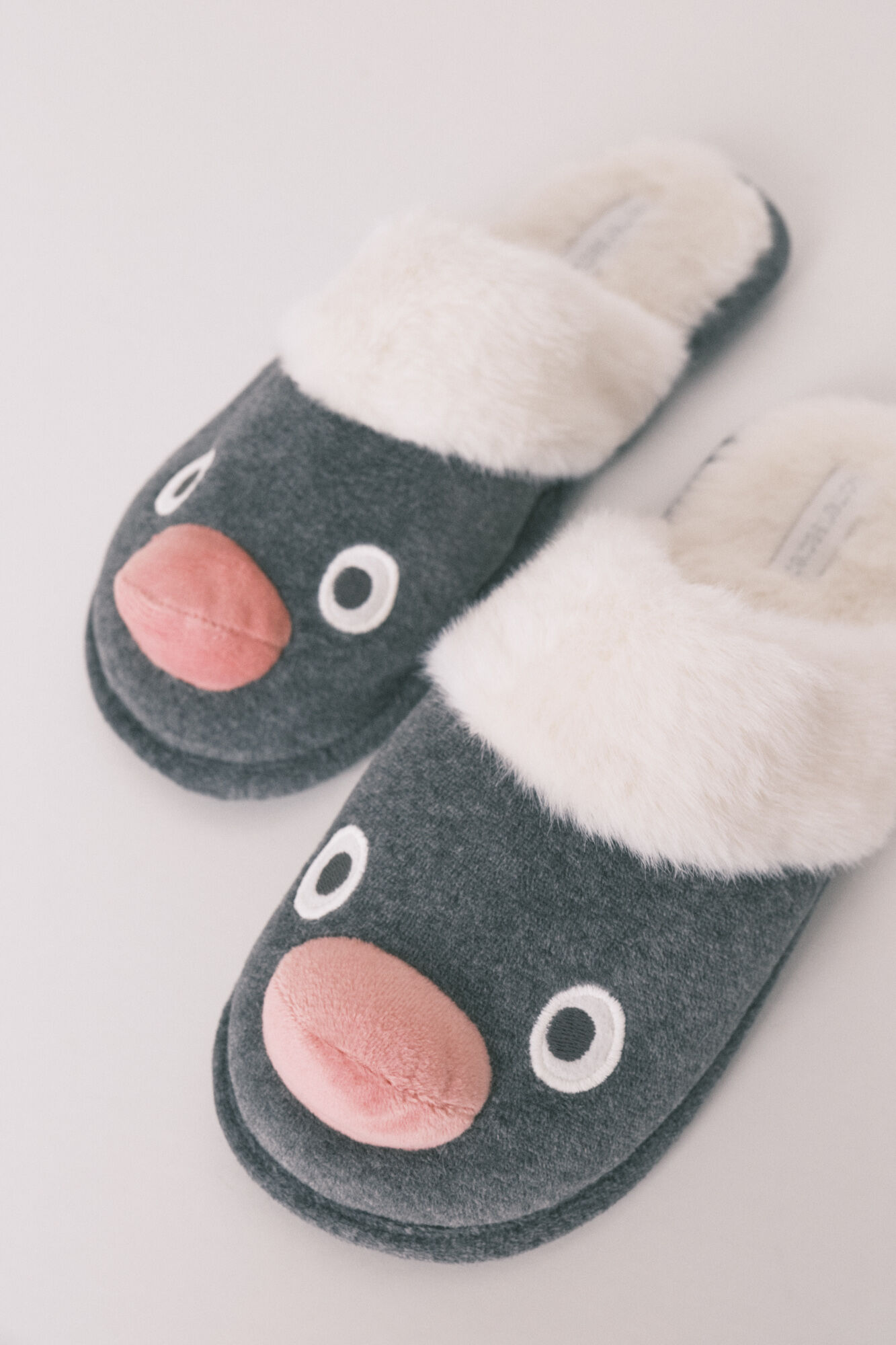 Women'secret Chinelos de quarto Pingu 3D cinzento