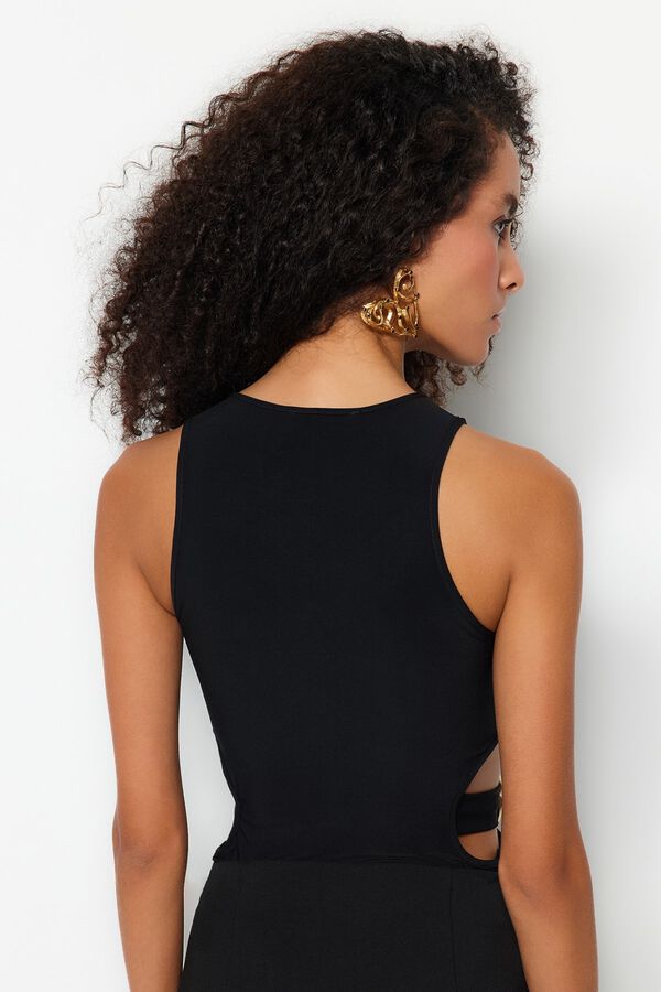 Trendyol Body halter ajustado preto