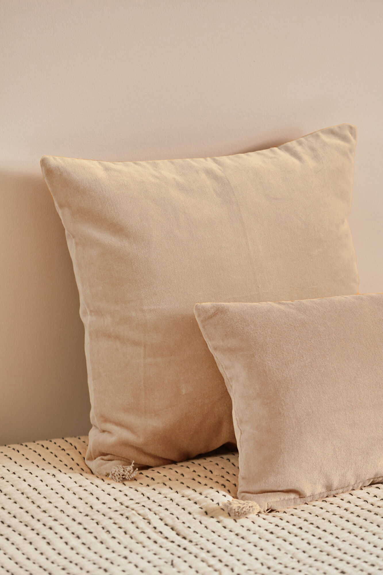 Calma House Funda de coj&iacute;n de terciopelo crudo Velur