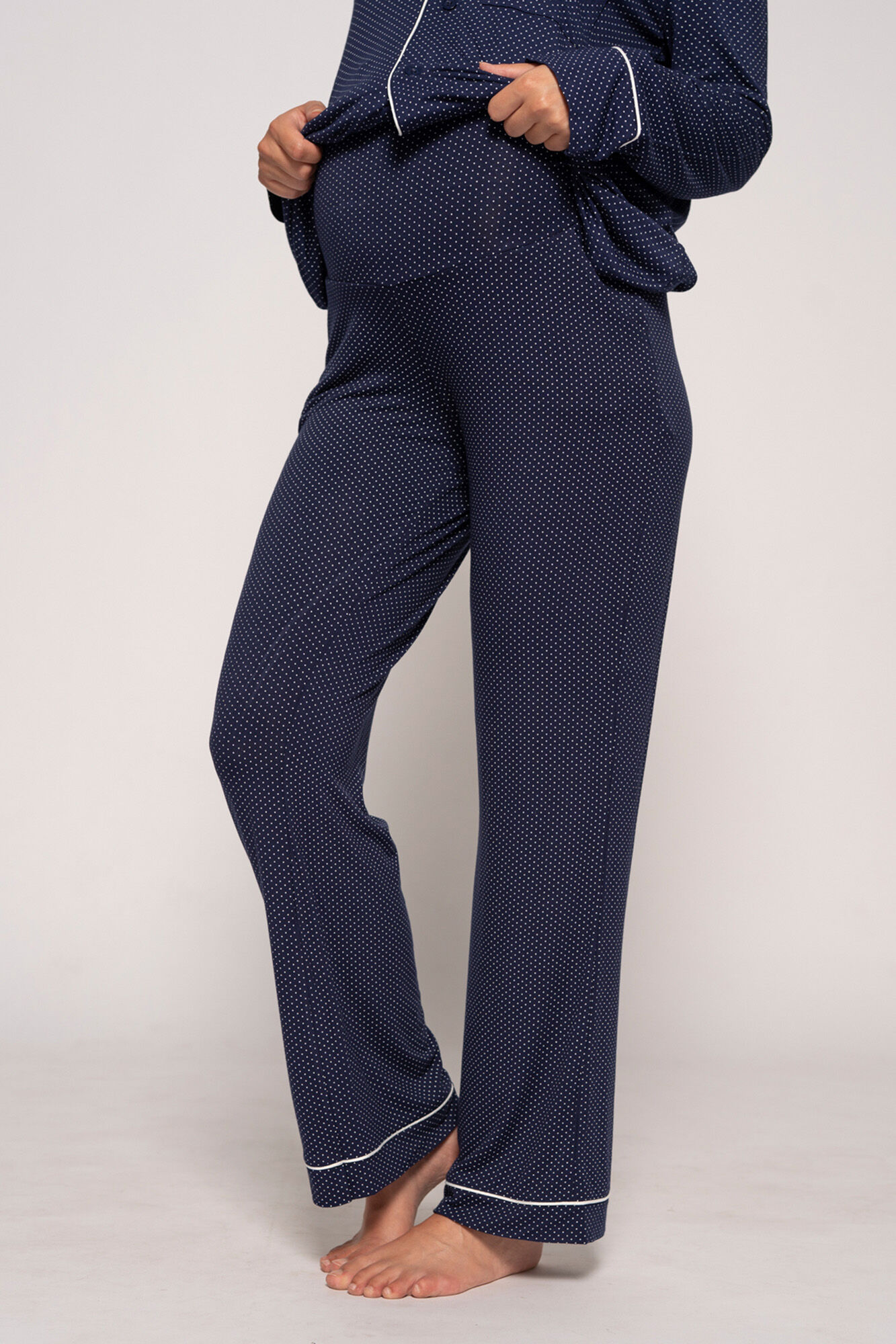 Ohma! Pijama pr&eacute;-mam&atilde; com estampado de bolinhas