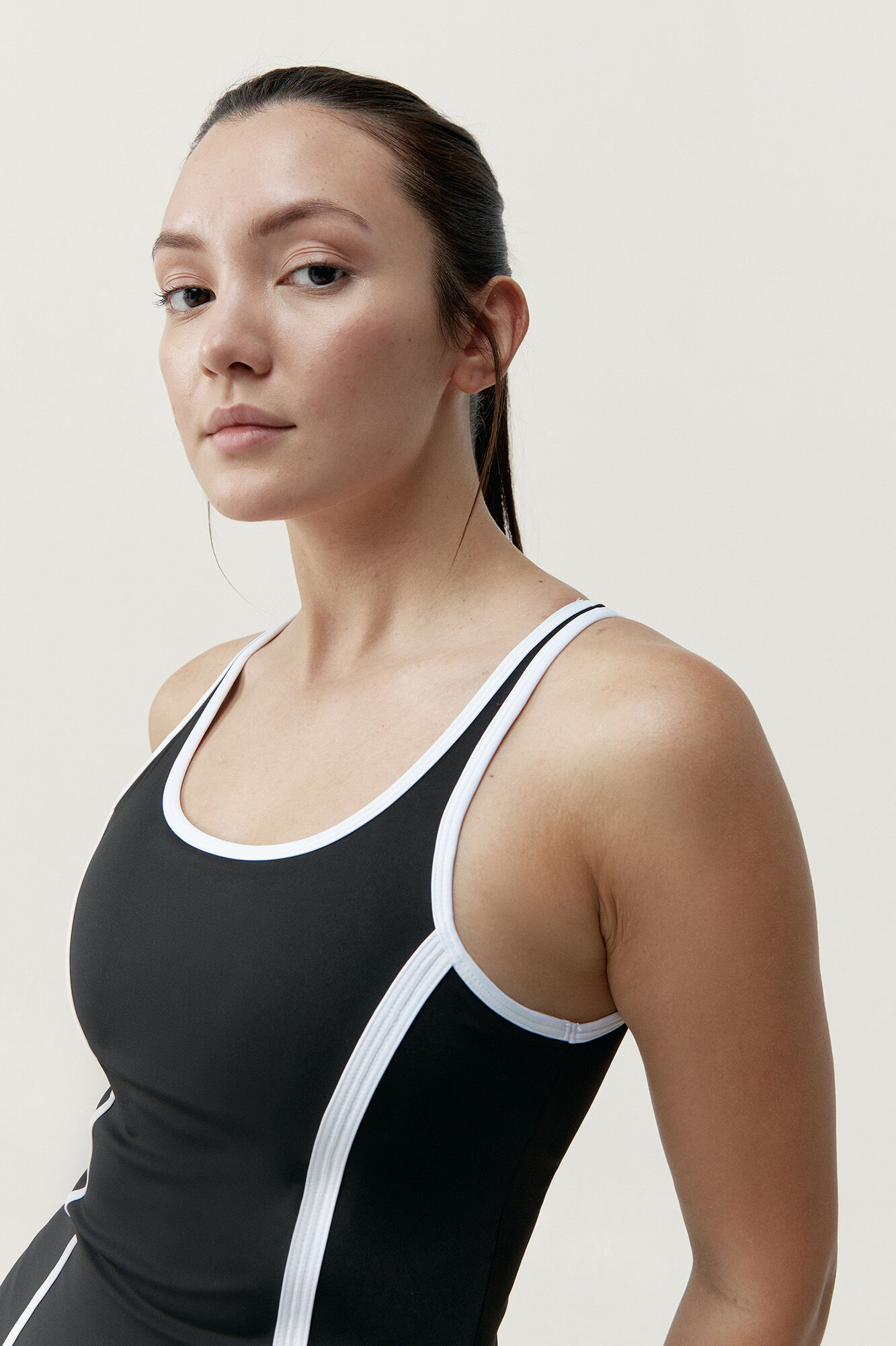 Born Living Yoga Dress Laver Black/Off White