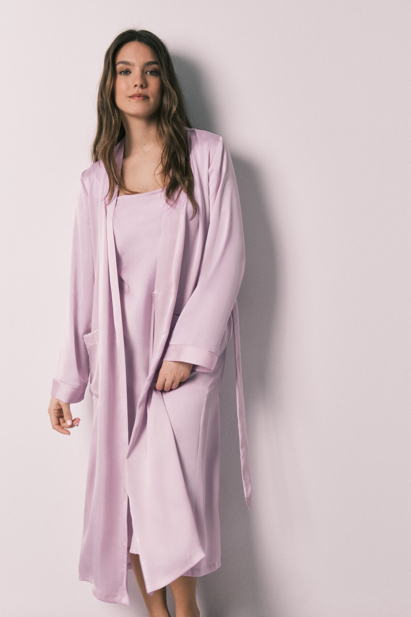 Women'secret Robe midi em cetim lil&aacute;s
