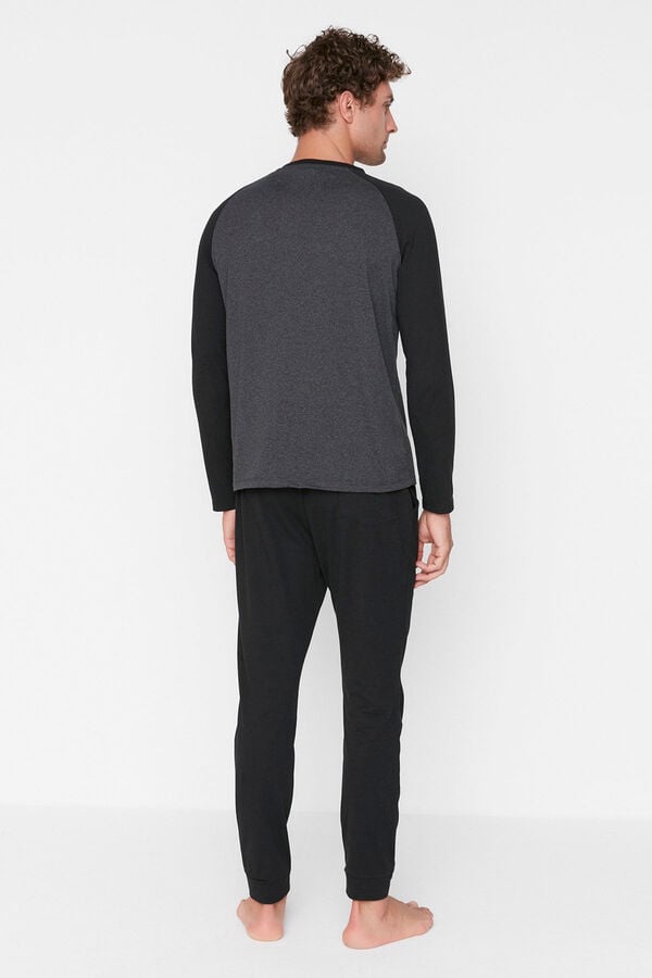 Trendyol Conjunto pijama largo negro "Cooldaddy" estampado