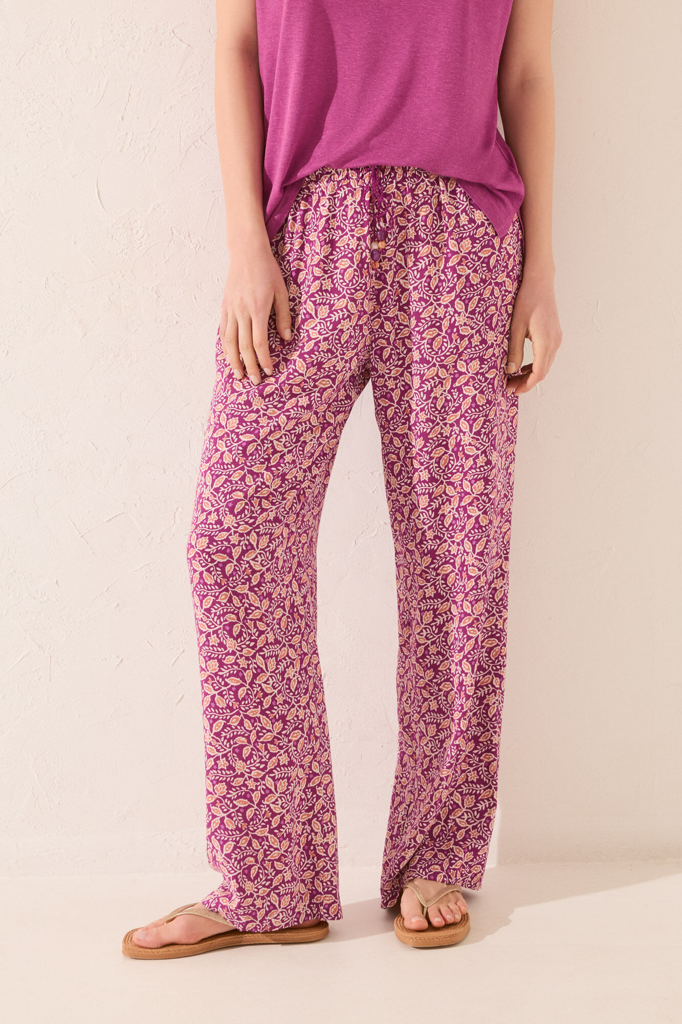 Women'secret Pantal&oacute;n largo estampado morado