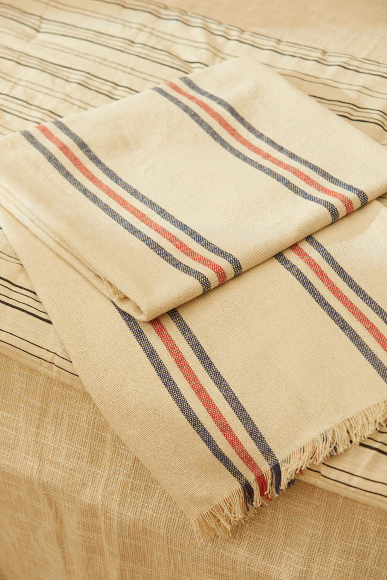 Calma House Plaid de algod&oacute;n a rayas azules y rojas Mont