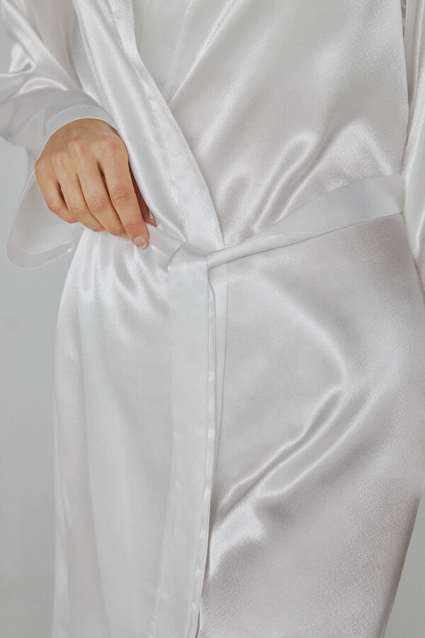 Ivette Bridal Robe de mulher Ivette Bridal curto de cetim em branco bege