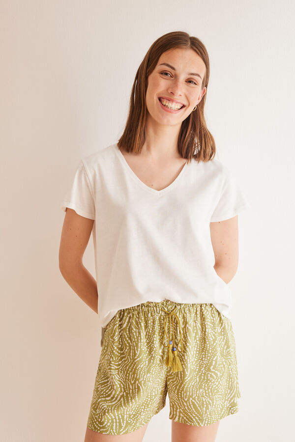 Women'secret Pantal&oacute;n corto verde estampado &eacute;tnico  estampado