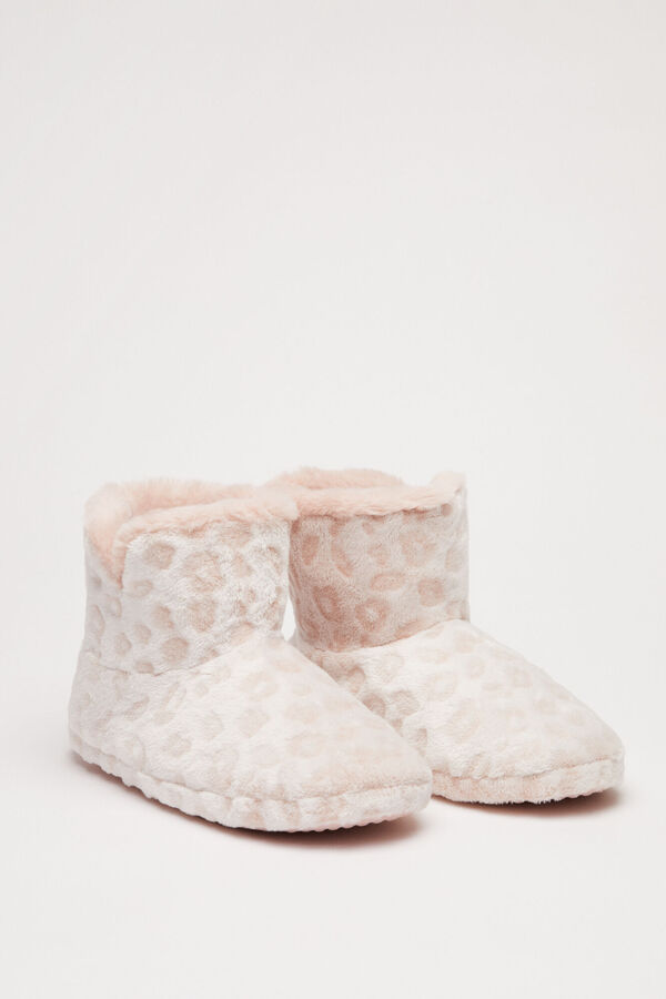 Womensecret Zapatillas bota polar animal print rosa