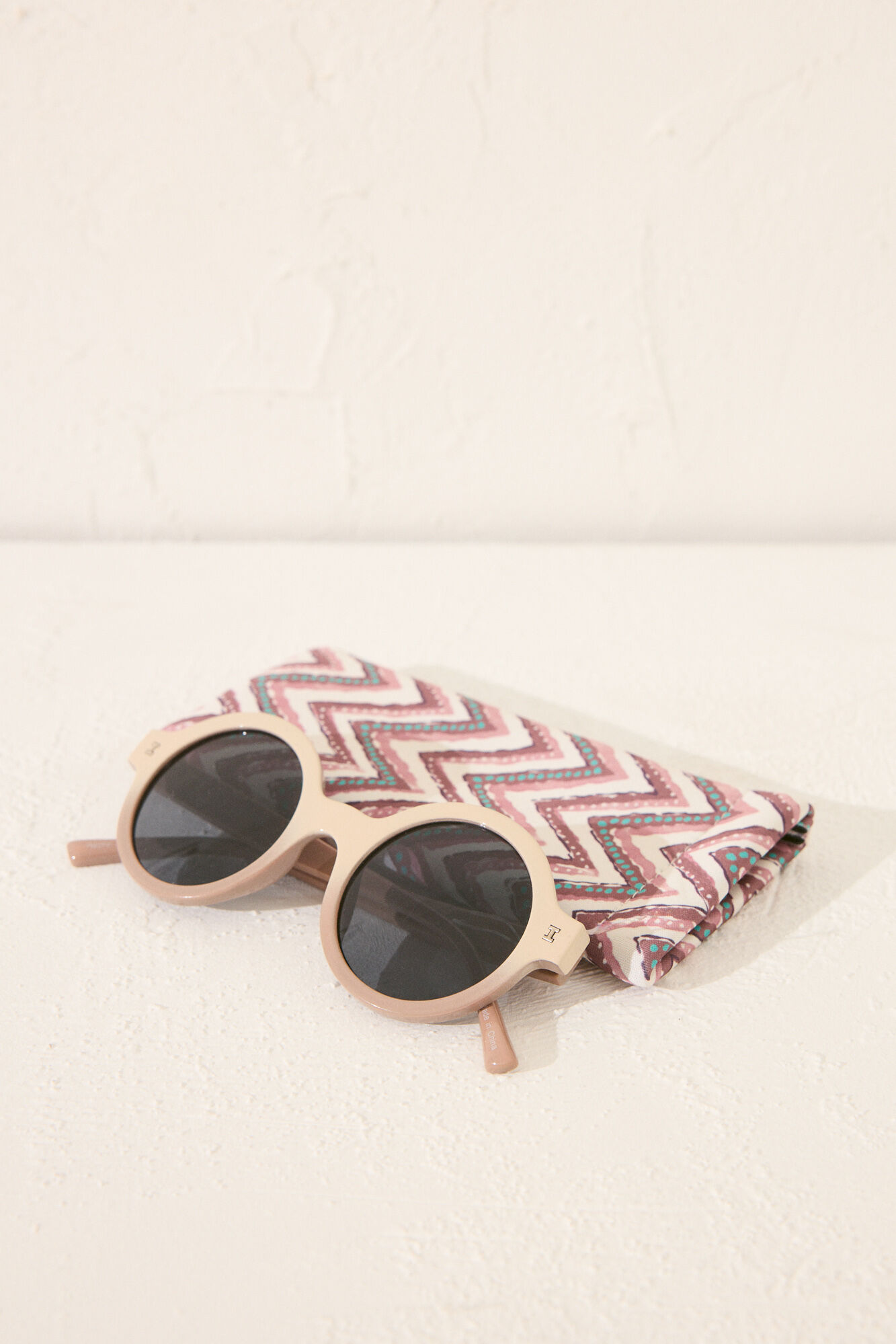 Women'secret Gafas de sol con funda estampada