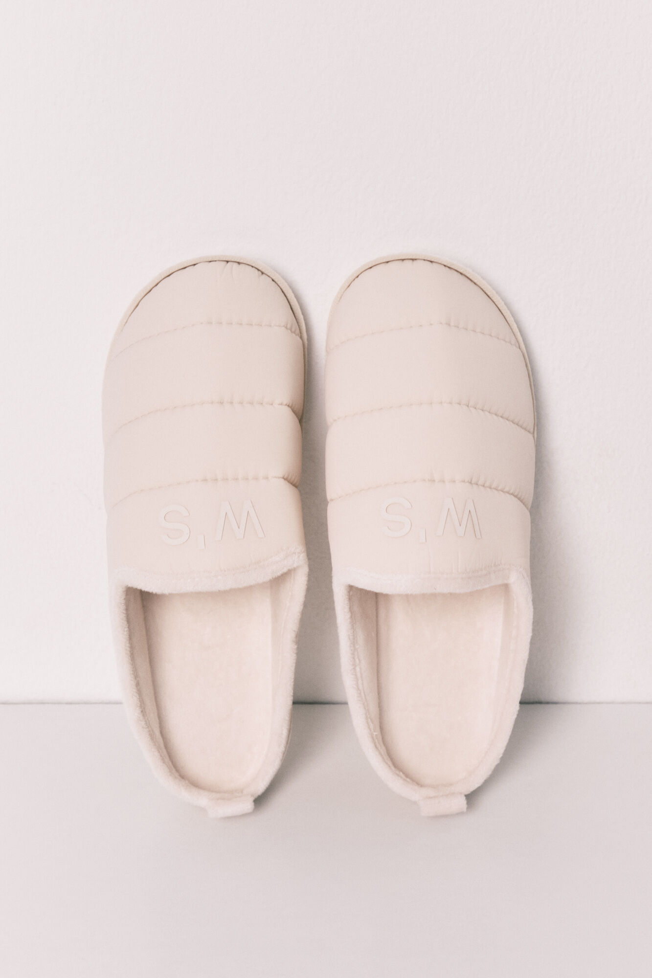 Women'secret Chinelos de quarto acolchoados brancos