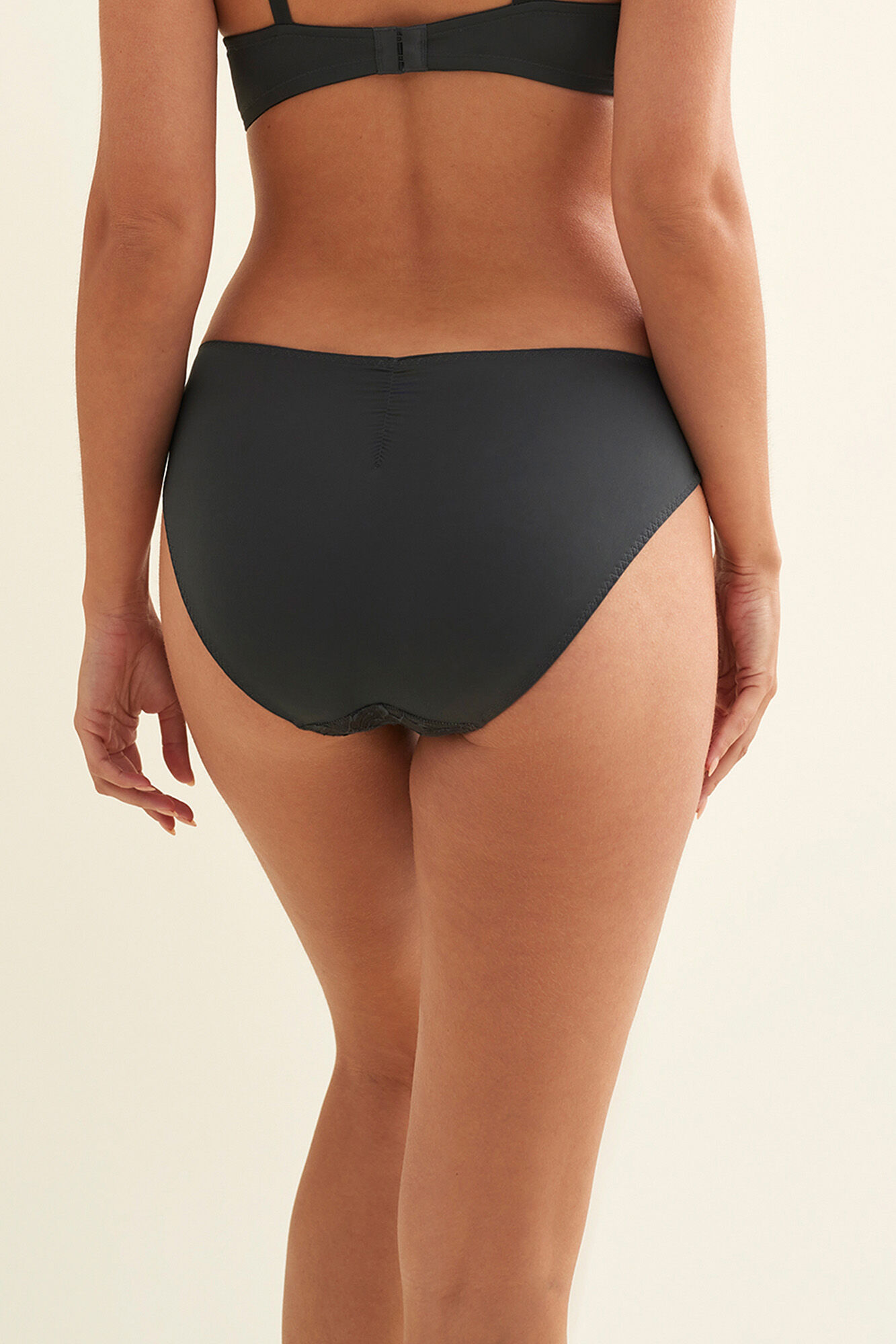 Promise Braguita encaje