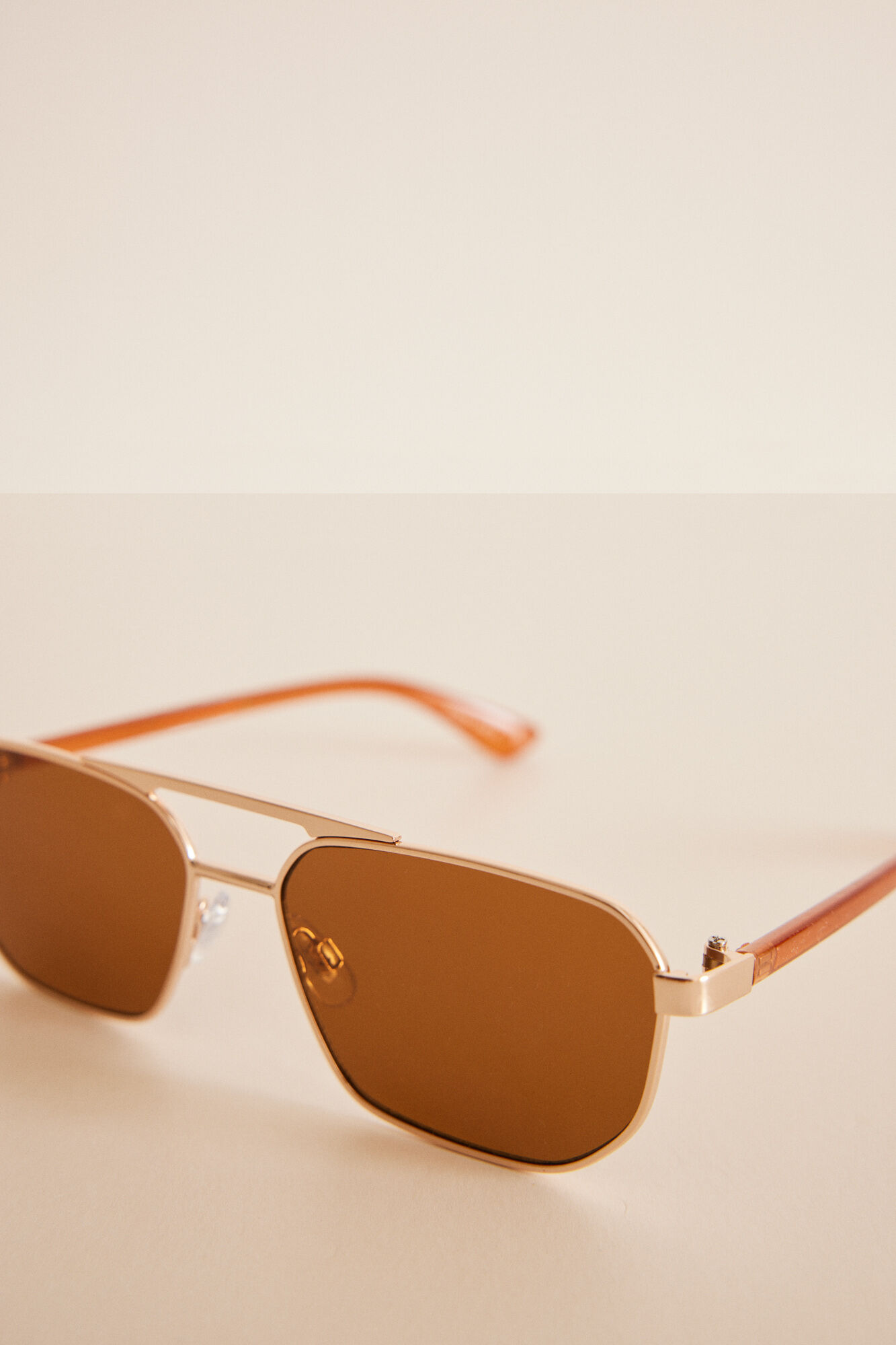 Women'secret Capa para &oacute;culos de sol laranja