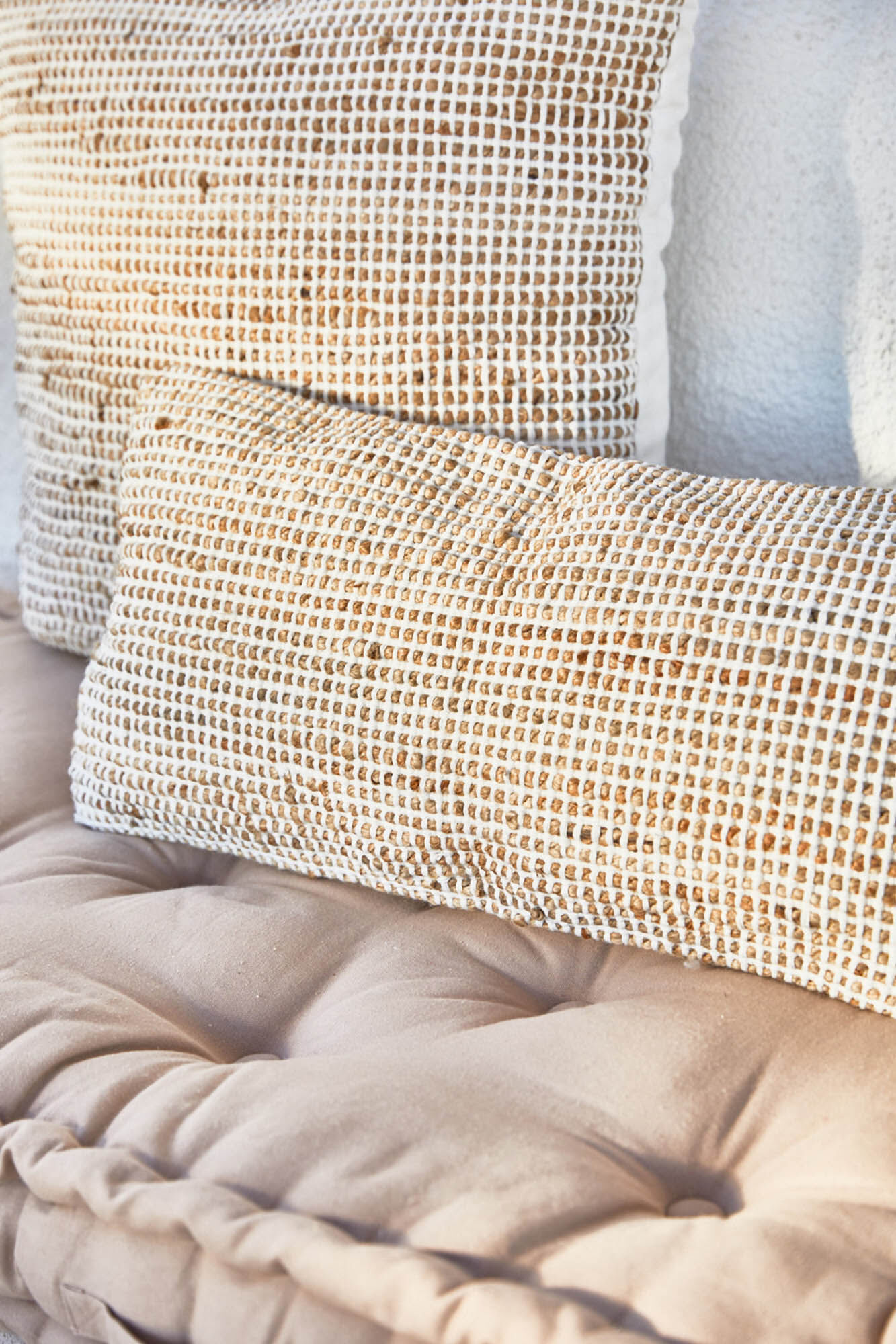 Calma House Funda de coj&iacute;n de yute y algod&oacute;n crudo West