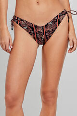 Gisela Braga bikini brasile&ntilde;a tejido estampado y corte en V estampado